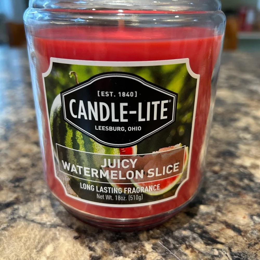 Juicy Watermelon Slice Candle - Red‎